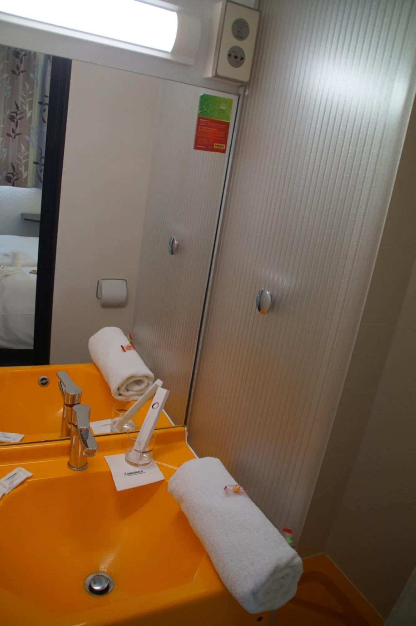 The Originals Access Bourges Nord Hotel Saint-Doulchard Buitenkant foto